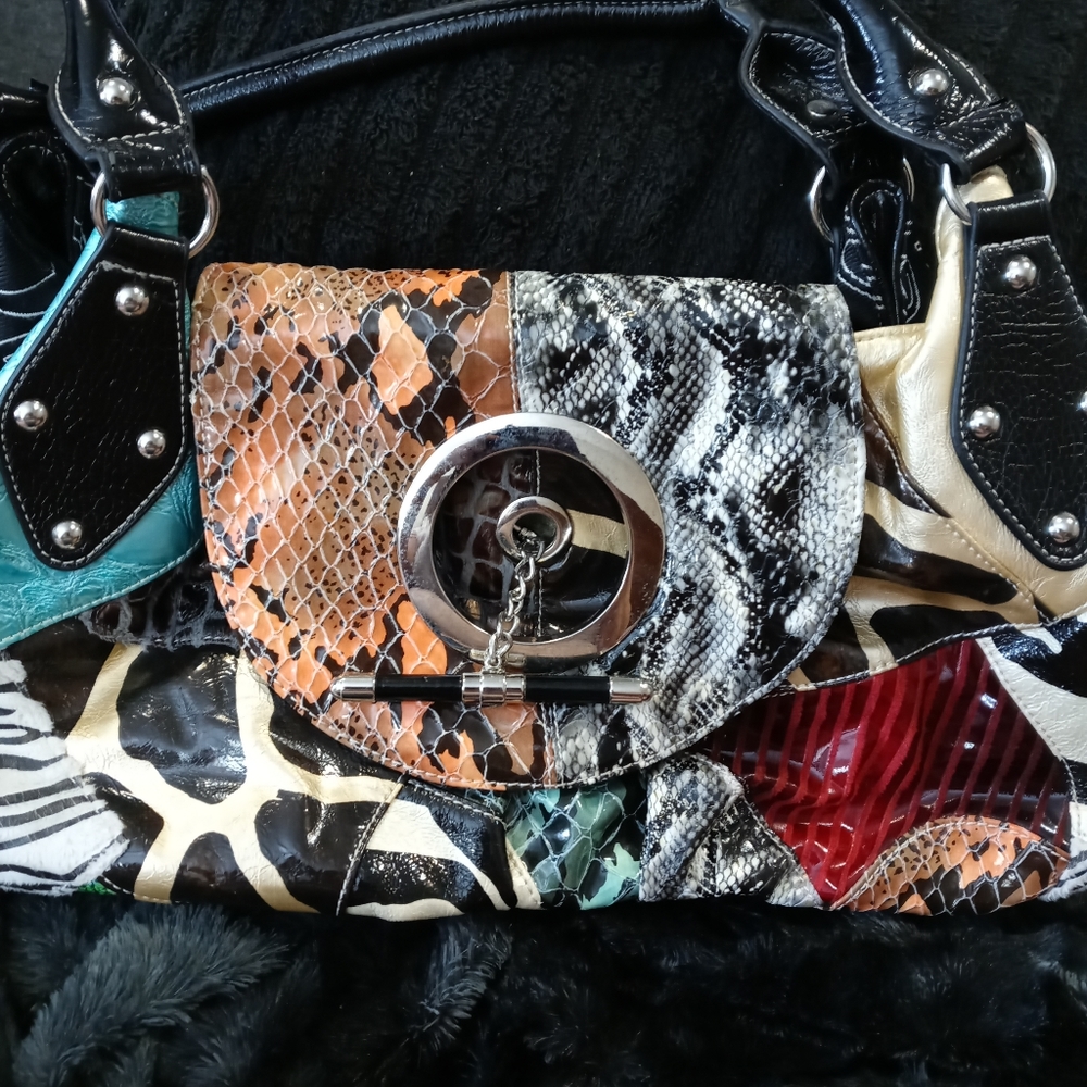 GG ing leather patch purse